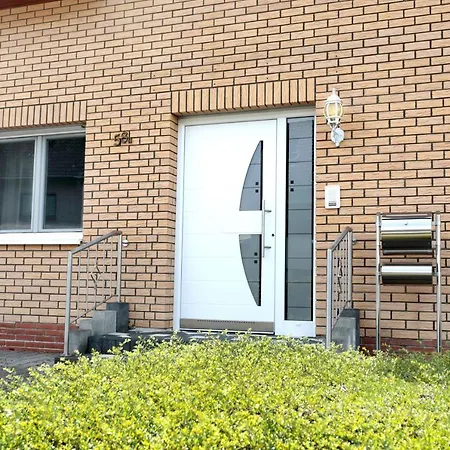 Goldhouse - Sauna, Whirlpool, Switch, Darts & Mehr Andernach