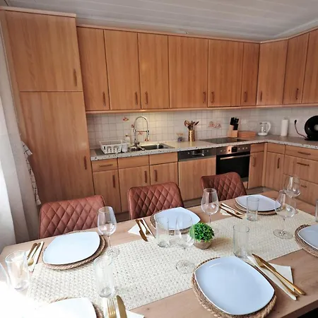 Goldhouse - Sauna, Whirlpool, Switch, Darts & Mehr Villa